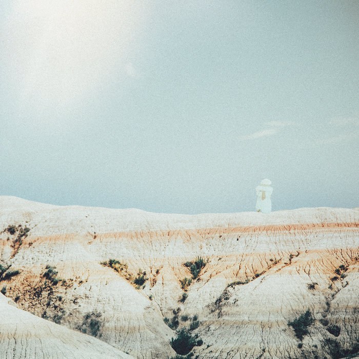 光 / 彼方 — album artwork