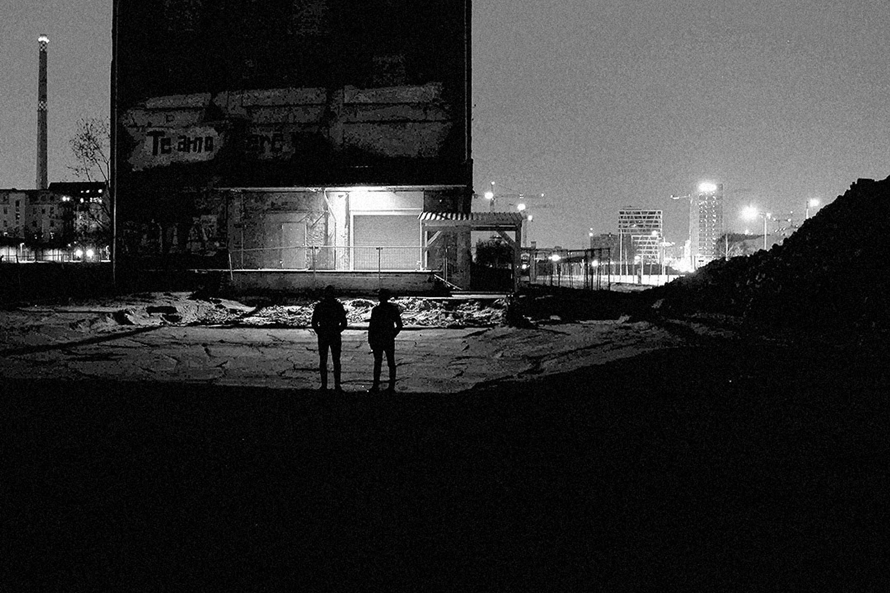 -N — archival artist photograph.