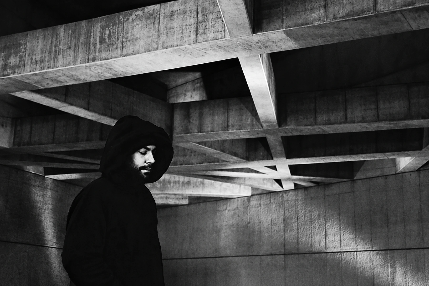 Modeo, archival artist photograph.