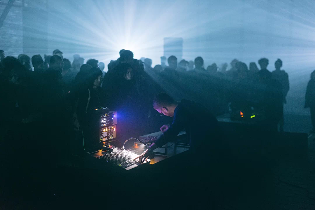 Emptyset performing live at Unsound 2016. Photo by Camille Blake.