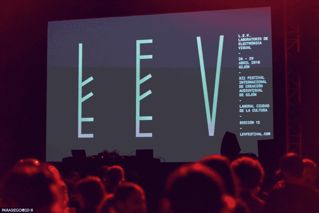Laboral theatre / L.E.V. Festival 2018 / Animated photograph: Óscar Parasiego
