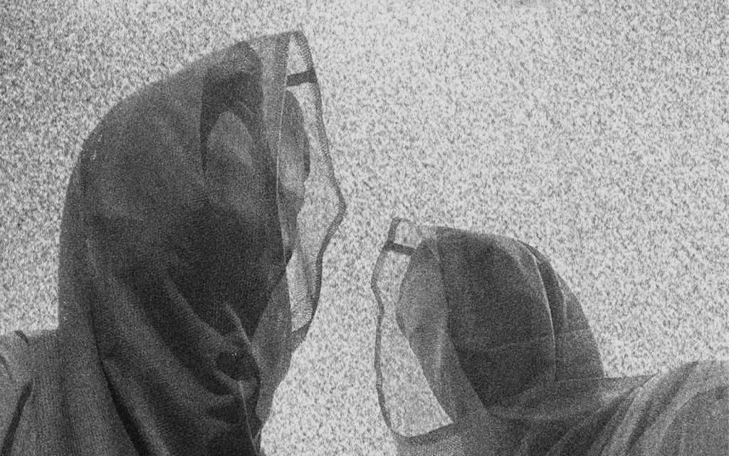 SHXCXCHCXSH in hooded veils