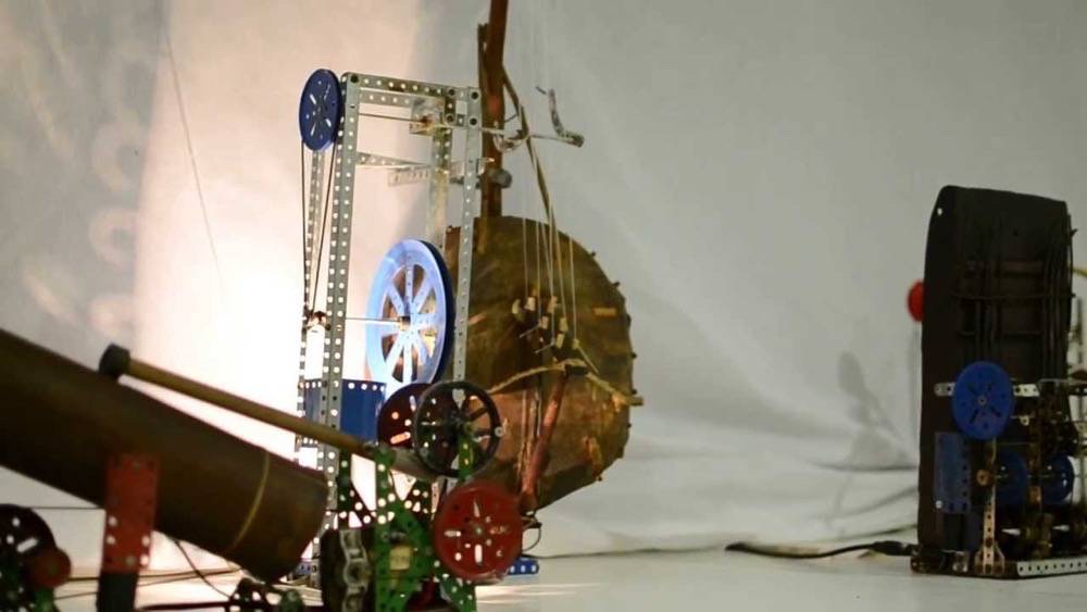 A close view of Pierre Bastien’s mechanical instruments