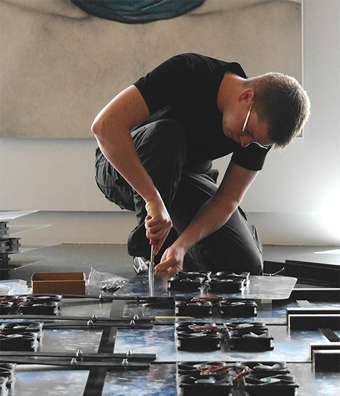 Nils Völker at work / Original illustration accompanying the 2013 interview